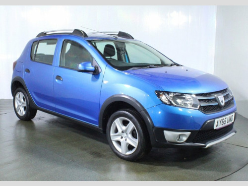 Dacia Sandero Stepway  0.9 TCe Laureate Hatchback 5dr Petrol Manual Euro 