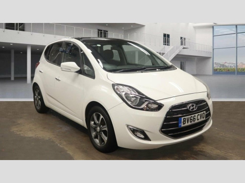 Hyundai ix20  1.4 Blue Drive Premium Hatchback 5dr Petrol Manual