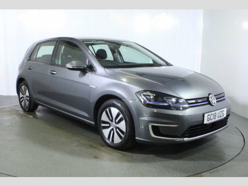 Volkswagen Golf  35.8kWh e-Golf Hatchback 5dr Electric Auto (136 ps