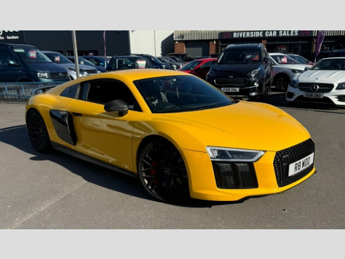 Audi R8  5.2 FSI V10 Plus Coupe 2dr Petrol S Tronic quattro