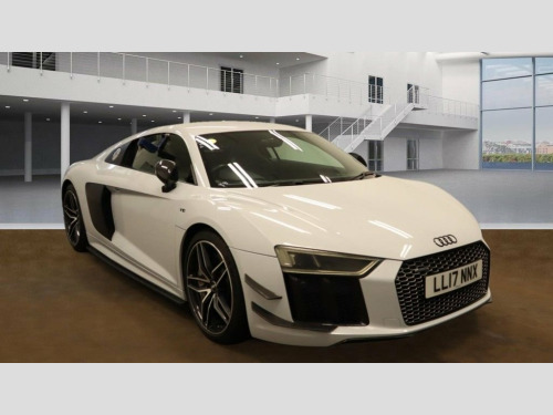 Audi R8  5.2 FSI V10 Plus Coupe 2dr Petrol S Tronic quattro