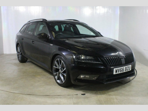 Skoda Superb  2.0 TDI SportLine Estate 5dr Diesel DSG Auto 6Spd 