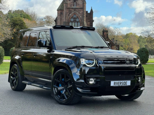 Land Rover Defender  3.0 D300 MHEV X-Dynamic HSE SUV 5dr Diesel Auto 4W