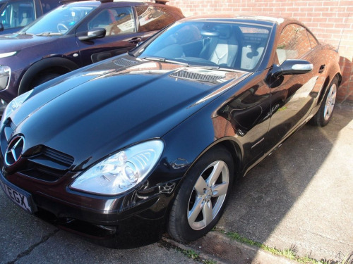 Mercedes-Benz SLK SLK200 Kompressor 1.8 SLK200 Kompressor Convertible 2dr Petrol Autom