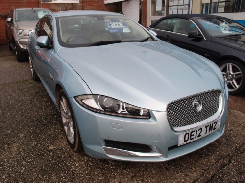 Jaguar XF  2.2d Premium Luxury Saloon 4dr Diesel Auto Euro 5 