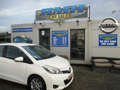 Toyota Yaris  1.33 Dual VVT-i TR Hatchback 5dr Petrol Manual Eur