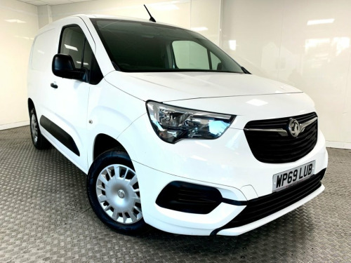 Vauxhall Combo  1.6 Turbo D 2300 Sportive Panel Van 4dr Diesel Man