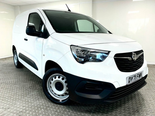 Vauxhall Combo  1.5 Turbo D 2300 Dynamic Panel Van 4dr Diesel Manu