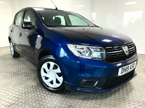 Dacia Sandero  1.0 SCe Essential Hatchback 5dr Petrol Manual Euro