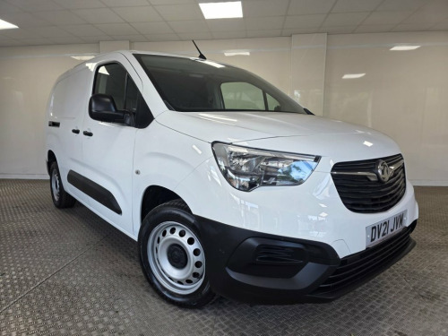 Vauxhall Combo  1.5 Turbo D 2300 Dynamic Panel Van 4dr Diesel Manu