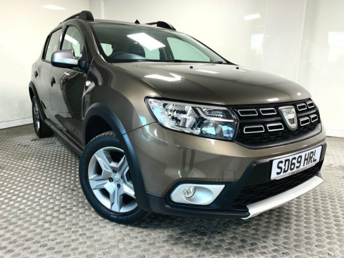 Dacia Sandero Stepway  0.9 TCe Essential Hatchback 5dr Petrol Manual Euro