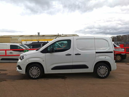 Vauxhall Combo  1.5 Turbo D 2000 Sportive Panel Van 4dr Diesel Man