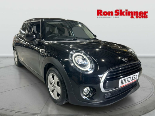 MINI Hatch  1.5 Cooper Classic Hatchback 5dr Petrol Manual Eur