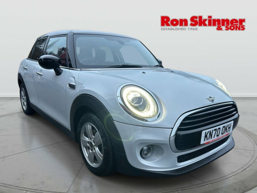 MINI Hatch  1.5 Cooper Classic Hatchback 5dr Petrol Manual Eur