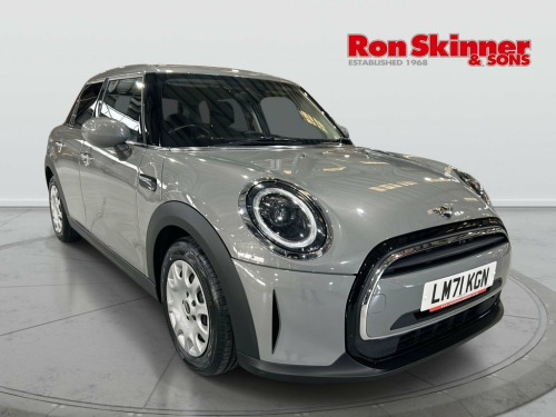 MINI Hatch  1.5 One Classic Hatchback 5dr Petrol Manual Euro 6