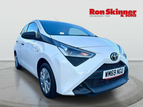 Toyota AYGO  1.0 VVT-i x Hatchback 5dr Petrol Manual Euro 6 (71