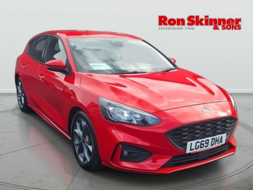 Ford Focus  1.0T EcoBoost ST-Line Hatchback 5dr Petrol Manual 