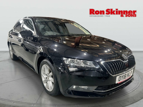 Skoda Superb  2.0 TDI SE Technology Hatchback 5dr Diesel Manual 