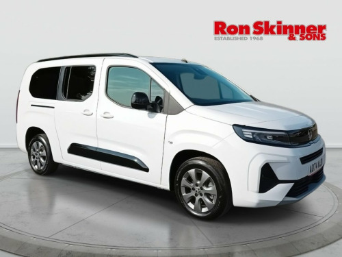 Vauxhall Combo Life  52kWh Ultimate XL MPV 5dr Electric Auto (7.4kW Cha