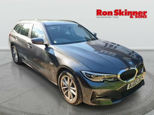 BMW 3 Series  2.0 330e 12kWh SE Pro Touring 5dr Petrol Plug-in H
