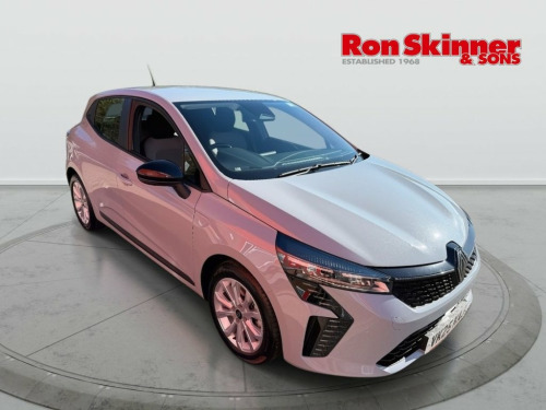 Renault Clio  1.6 E-TECH evolution Hatchback 5dr Petrol Hybrid A