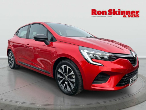 Renault Clio  1.6 E-TECH Evolution Hatchback 5dr Petrol Hybrid A