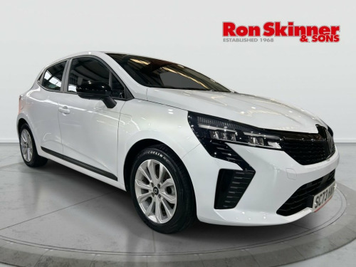 Renault Clio  1.6 E-TECH evolution Hatchback 5dr Petrol Hybrid A