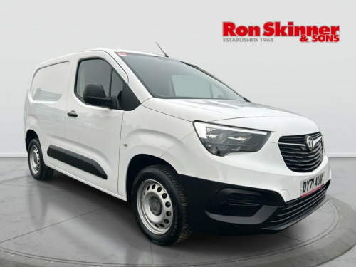 Vauxhall Combo  1.5 Turbo D 2300 Dynamic Panel Van 4dr Diesel Manu 