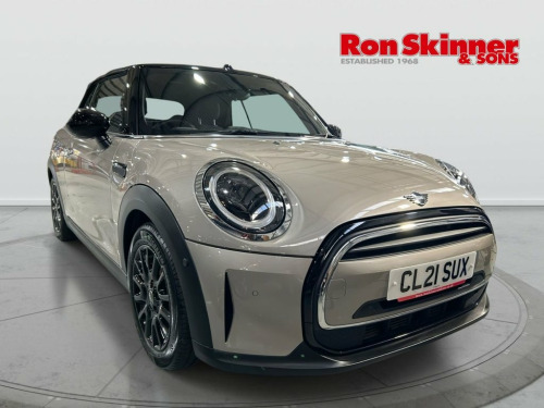 MINI Convertible  1.5 Cooper Classic Convertible 2dr Petrol Steptron