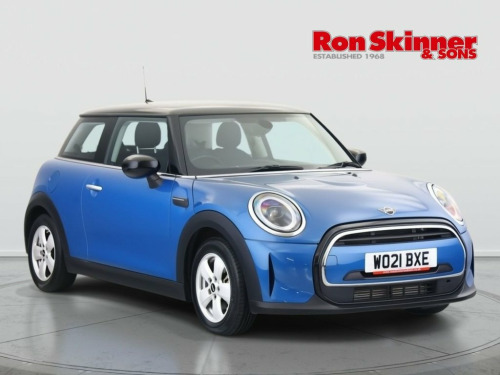 MINI Hatch  1.5 Cooper Classic Hatchback 3dr Petrol Manual Eur 