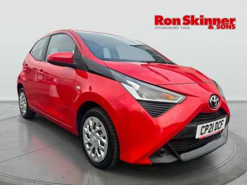 Toyota AYGO  1.0 VVT-i x-play Hatchback 5dr Petrol x-shift Euro 