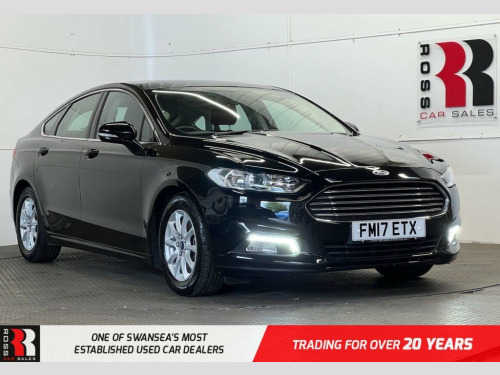 Ford Mondeo  1.5 TDCi ECOnetic Zetec Hatchback 5dr Diesel Manua