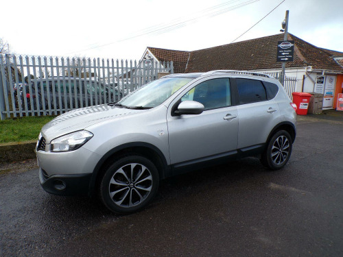 Nissan Qashqai  1.5 dCi n-tec 2WD Euro 5 5dr