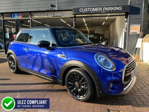 MINI Hatch  1.5 Cooper Classic Hatchback 3dr Petrol Manual Eur