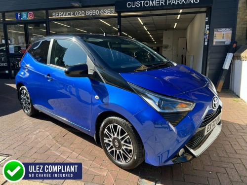 Toyota AYGO  1.0 VVT-i x-clusiv Hatchback 5dr Petrol x-shift Eu