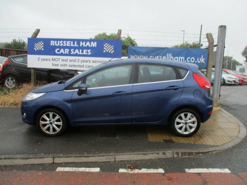 Ford Fiesta  1.2 ZETEC 5d 81 BHP 2 Years Mot+Service Included