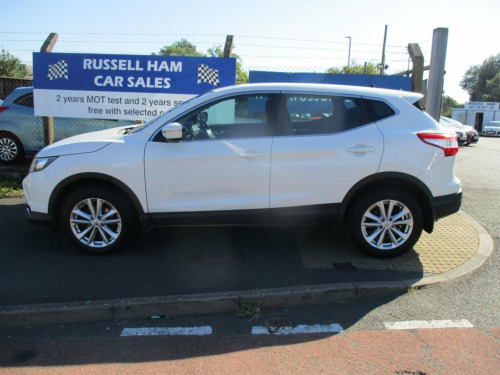 Nissan Qashqai  1.5 DCI ACENTA SMART VISION 5d 108 BHP £0.00