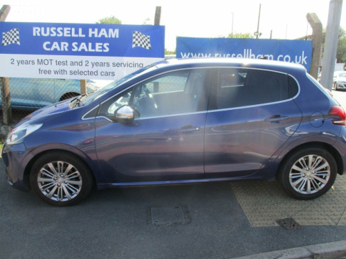 Peugeot 208  1.2 PURETECH S/S ALLURE 5d 110 BHP 2 years free MO