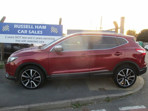 Nissan Qashqai  1.5 dCi Tekna SUV 5dr Diesel Manual 2WD Euro 6 (s/