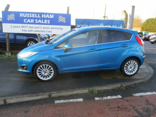 Ford Fiesta  1.5 TDCi Titanium Hatchback 5dr Diesel Manual Euro