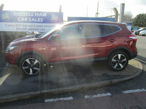 Nissan Qashqai  1.5 dCi N-Connecta SUV 5dr Diesel Manual 2WD Euro 