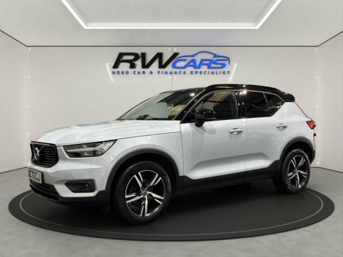 Volvo XC40  1.5 T3 R-Design SUV 5dr Petrol Manual Euro 6 (s/s)