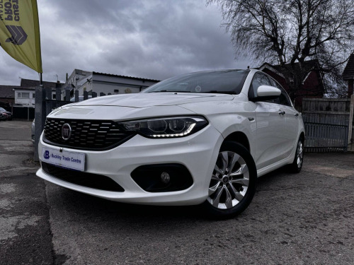 Fiat Tipo  1.4 MPI Easy Plus Euro 6 5dr 