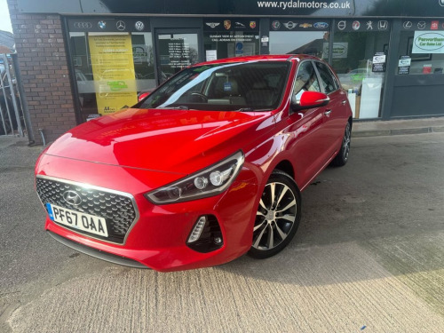 Hyundai i30  1.4 T-GDi Blue Drive Premium Hatchback 5dr Petrol 