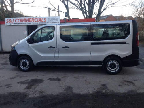 Vauxhall Vivaro  9 seater combi 125 ps in silver buy this bus from 