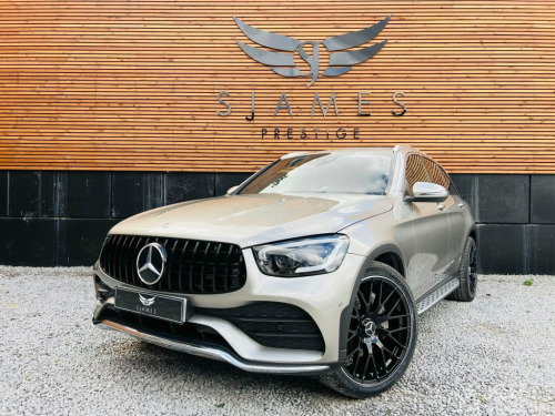 Mercedes-Benz GLC-Class  2.0 GLC 300 D 4MATIC AMG LINE PREMIUM 5d AUTO 242 