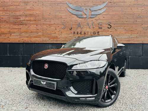 Jaguar F-PACE  2.0 D180 Chequered Flag SUV 5dr Diesel Auto AWD Eu