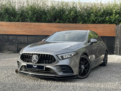 Mercedes-Benz A-Class  1.3 A250e 15.6kWh AMG Line Edition (Premium Plus) 