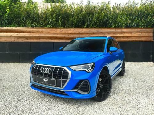 Audi Q3  1.5 TFSI CoD 35 S line SUV 5dr Petrol Manual Euro 