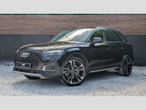 Audi Q5  2.0 TFSI 45 Sport SUV 5dr Petrol S Tronic quattro 